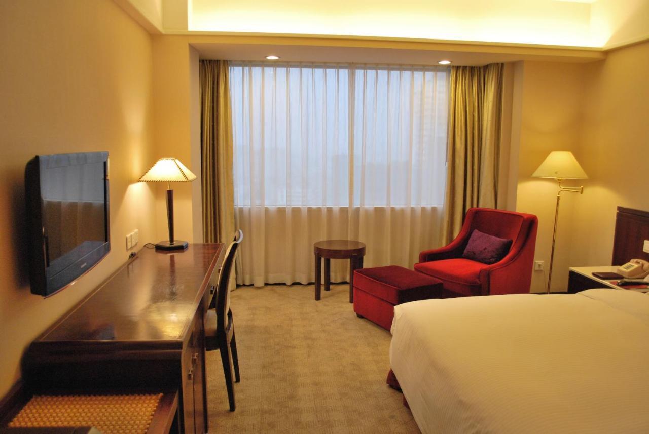 Zhongshan International Hotel Bagian luar foto