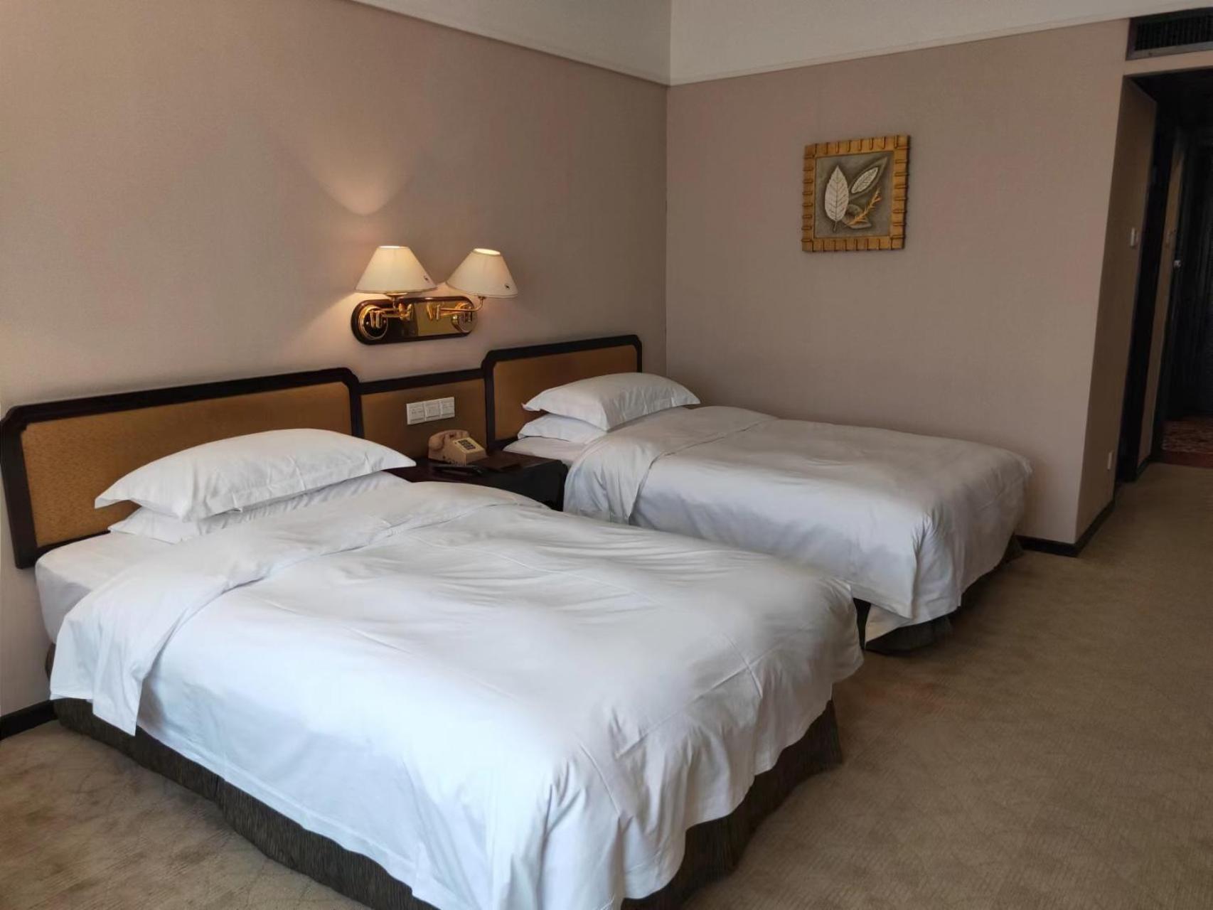 Zhongshan International Hotel Bagian luar foto